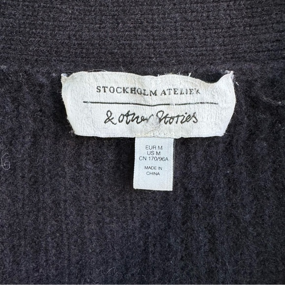 & Other Stories Wool Cable Knit Midnight Blue Balloon Arm Sweater Size Medium - Picture 8 of 11